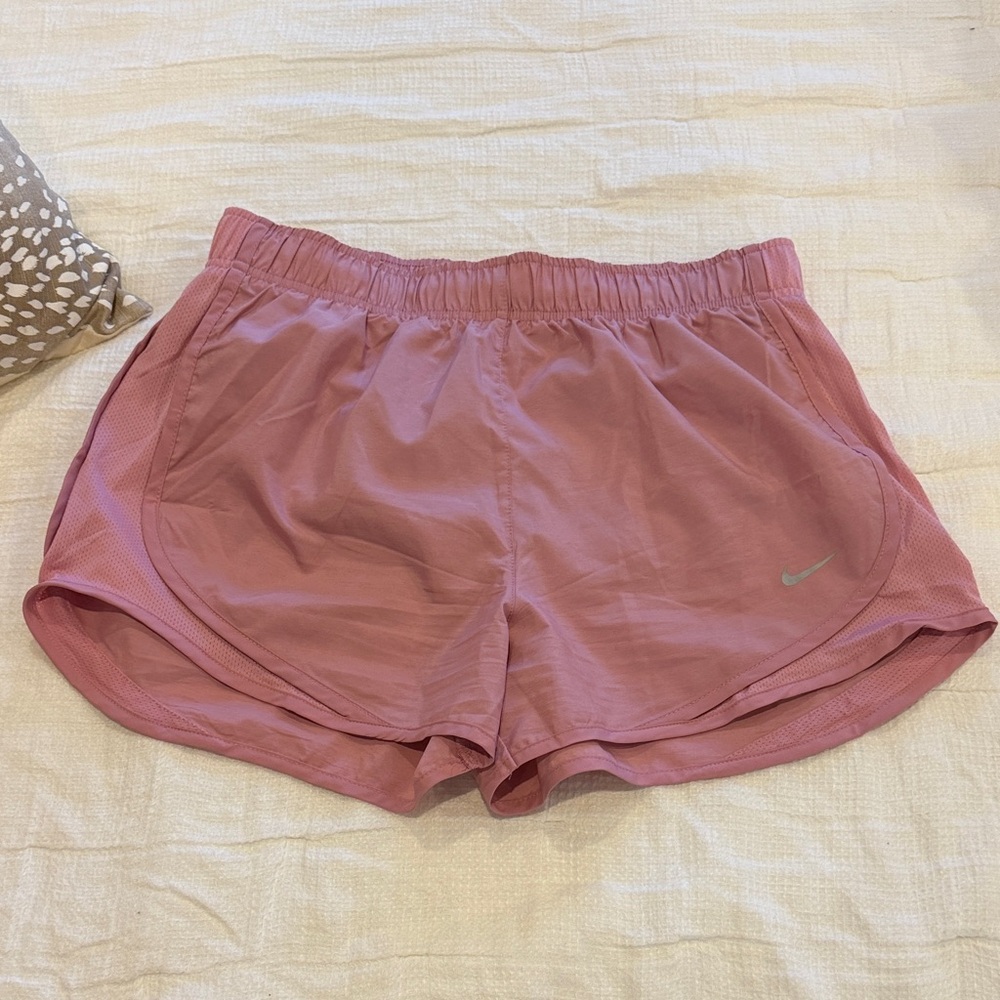 Nike Women's Athletic Shorts in Dusty Rose